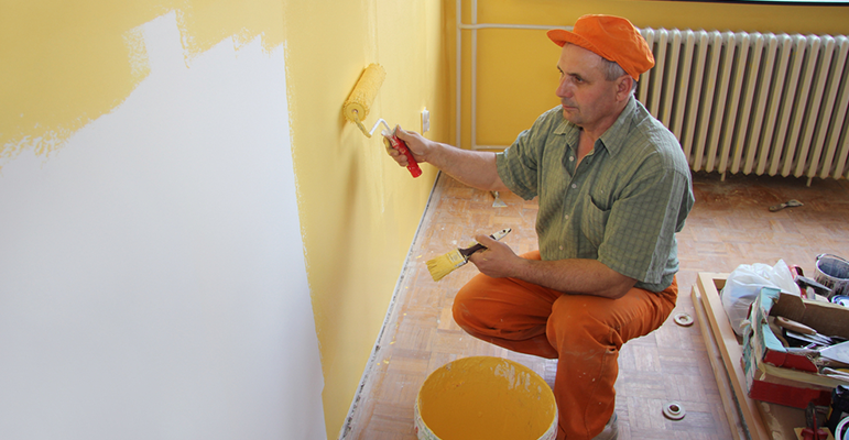 Interior paint vs Exterior paint