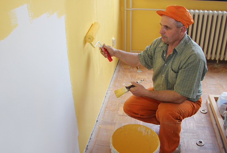 Interior paint vs Exterior paint